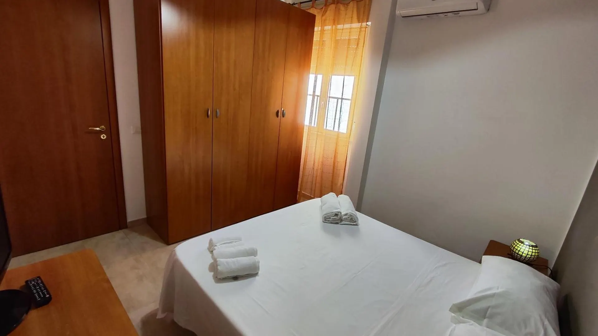 Apartment Politeama Guest House Palermo Gelsomino